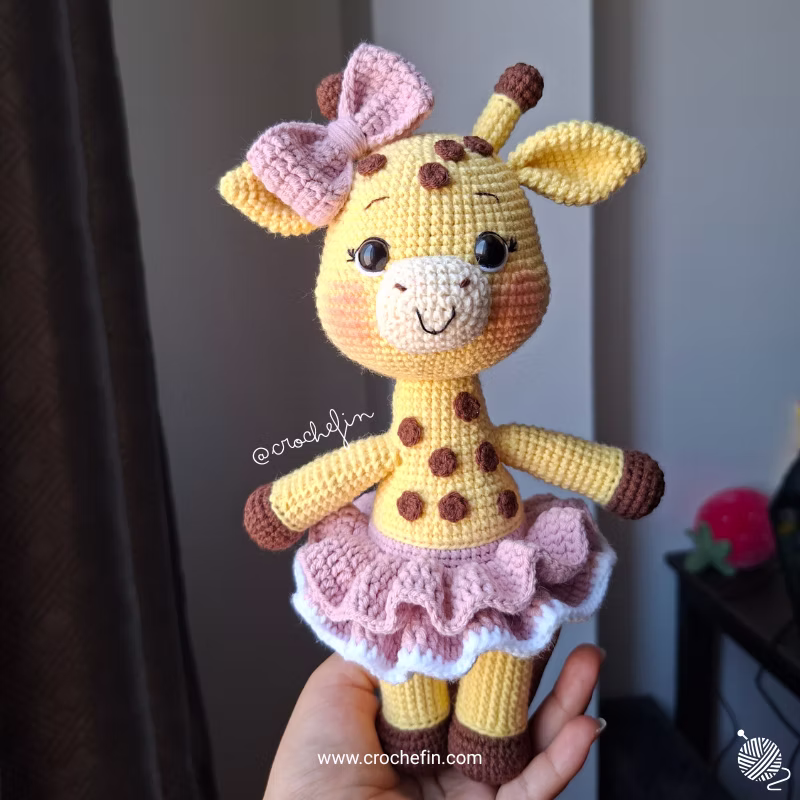 Patrón Jirafas Amigurumi a Crochet PDF - Jirafa de 25 cm y Mini Jirafa de 15 cm