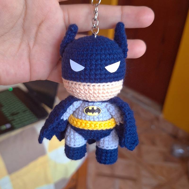 Patrón Amigurumi SpiderMan y Batman PDF descargable