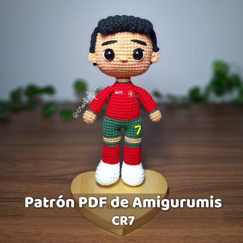 Patrón Amigurumi de Cristiano Ronaldo CR7 en Crochet PDF Digital en Español