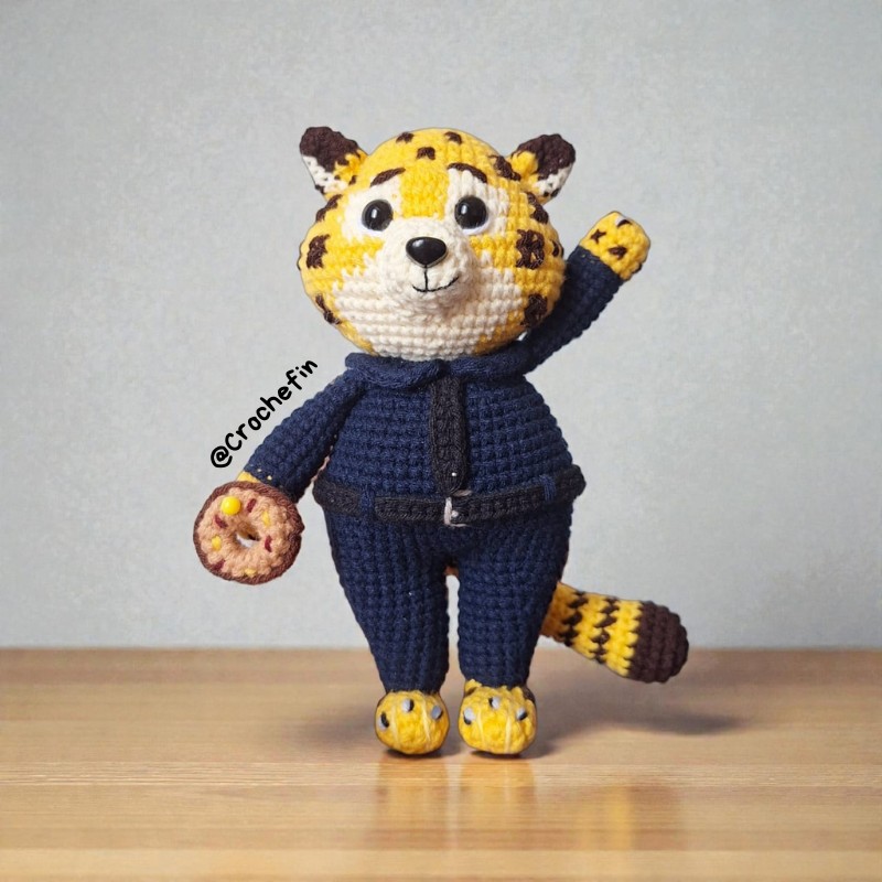 Patrón Amigurumi de Benjamin Garraza de Zootopia en Crochet PDF Digital